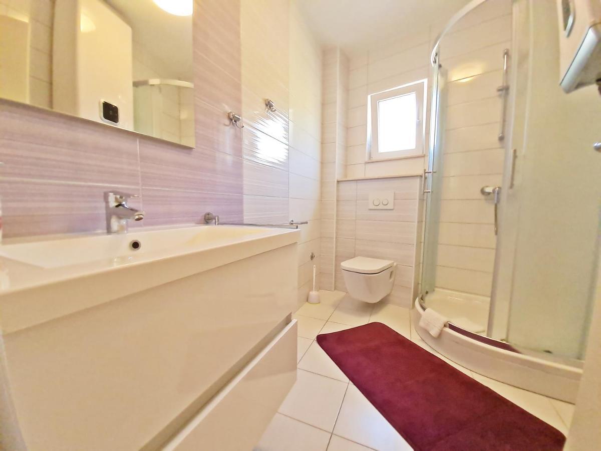 Ab Villa Подстрана Екстер'єр фото