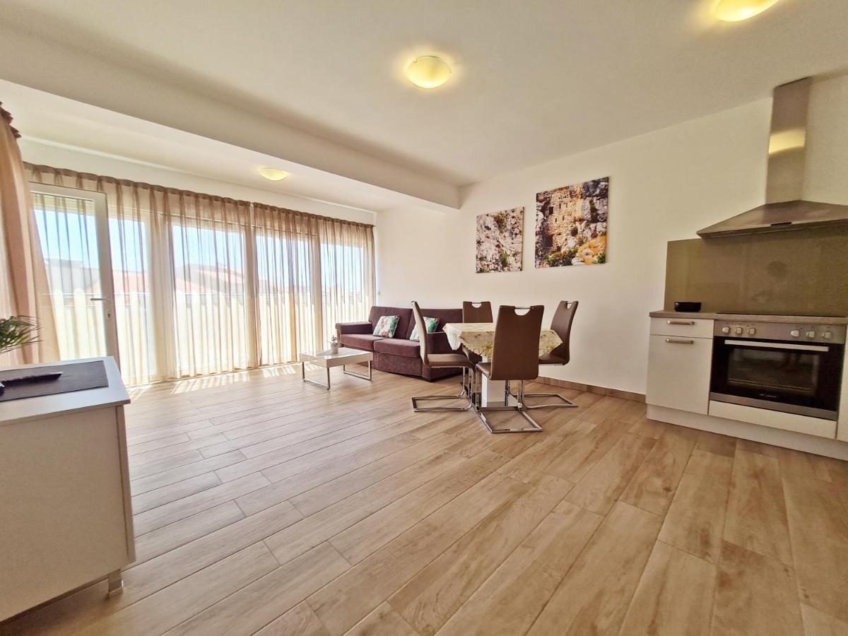 Ab Villa Подстрана Екстер'єр фото