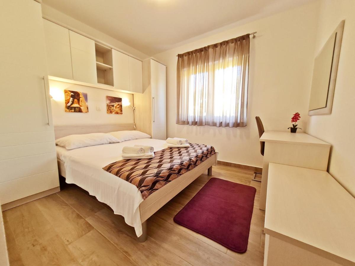 Ab Villa Подстрана Екстер'єр фото