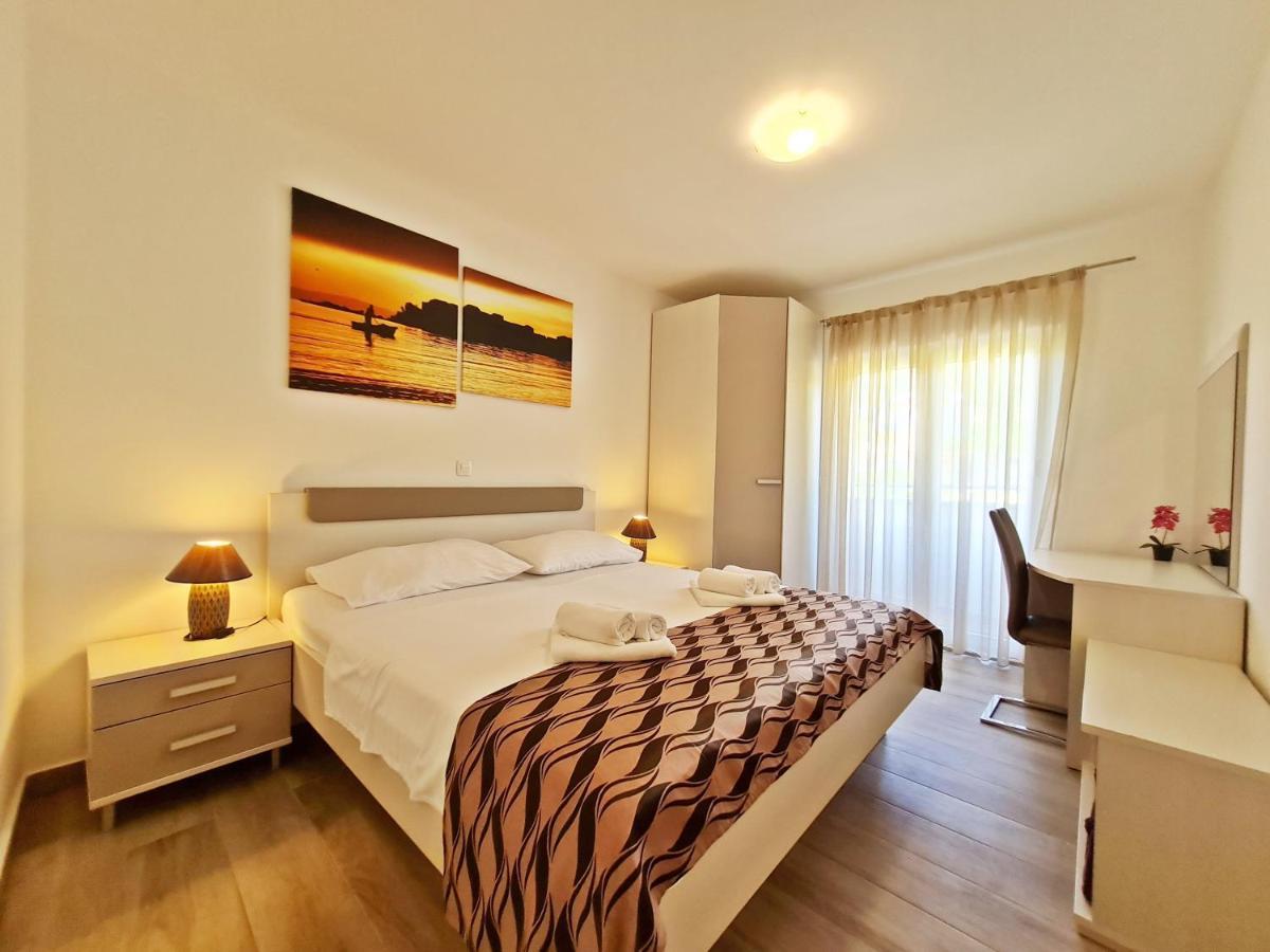 Ab Villa Подстрана Екстер'єр фото